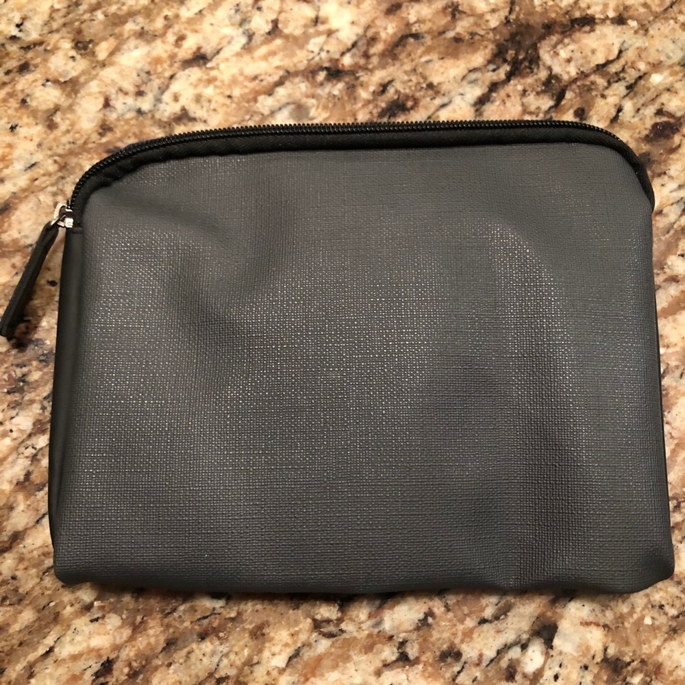 Tuning cosmetic bag - Picture 3 of 5